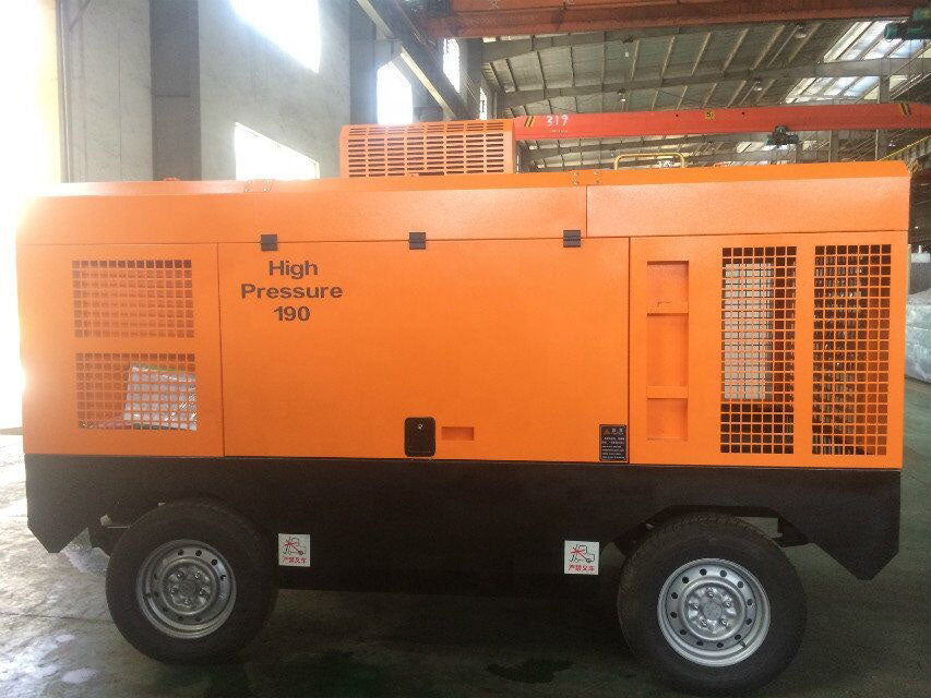 Diesel Screw Air Compressor/Portable 15m3 ,13bar High Efficiency Diesel Screw Air Compressor YDKSCY-550/132022