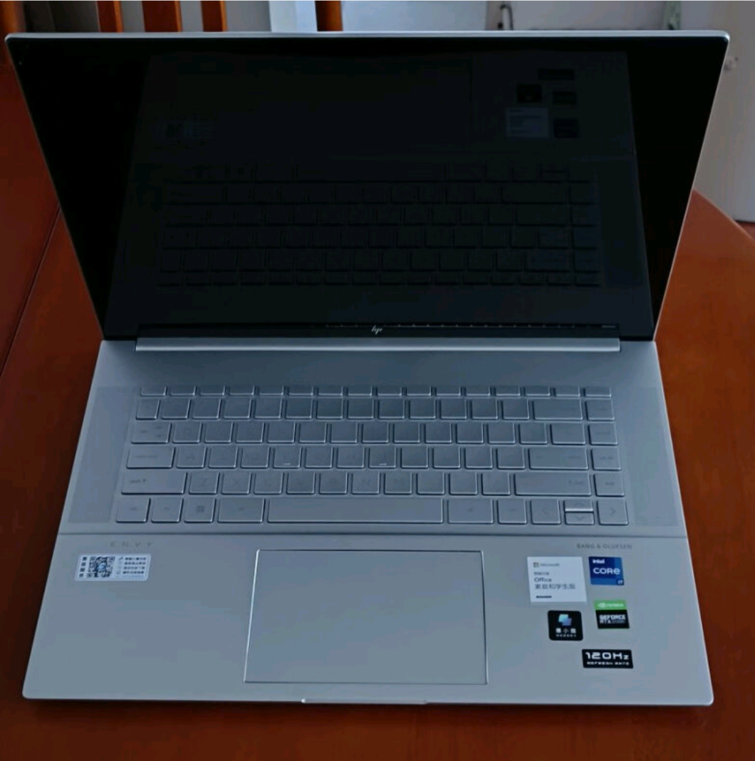 HP ENVY Ultra-thin and Light Notebook Computer i7-1260P Xe Sharp Torch HD Screen / flip Touch