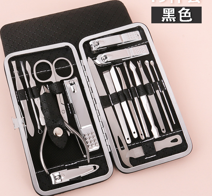 Manicure / Pedicure Kits