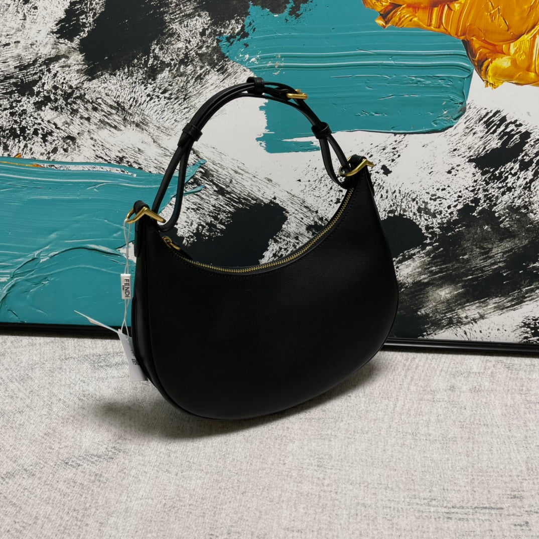 Women's Leather Shoulder Bag Underarm Bag Crescent Bag