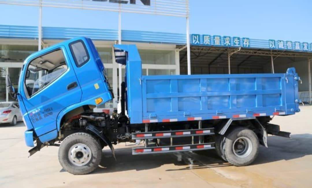 Dump Truck D550R