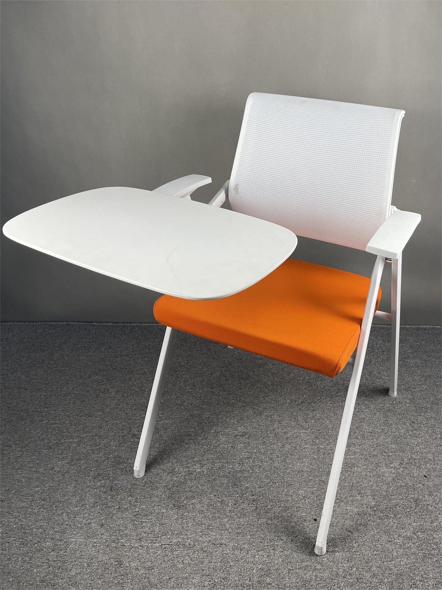 999-3 Meeting Chair with Writing Board