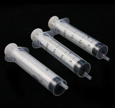 Syringe disposable