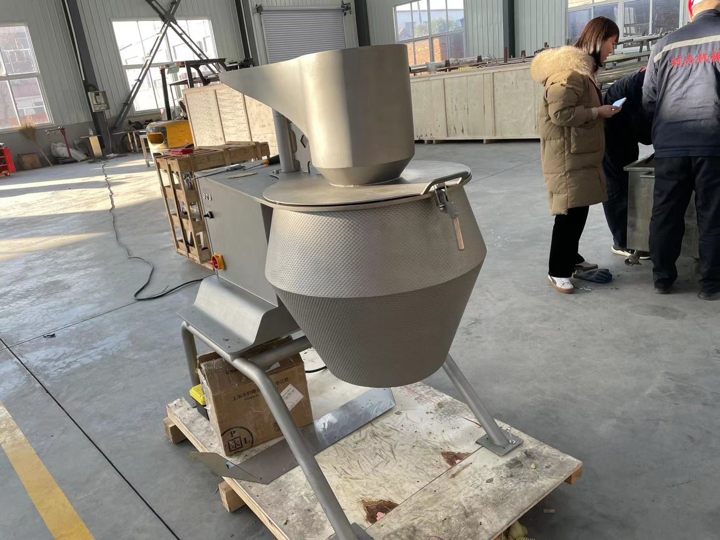 A Potato Chips Making Machine