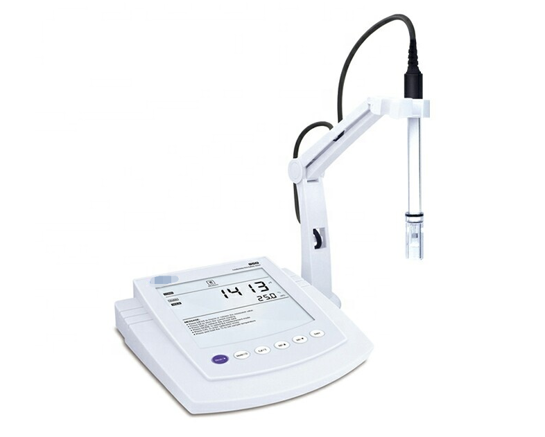 Benchtop Conductivity/TDS/Salinity Meter