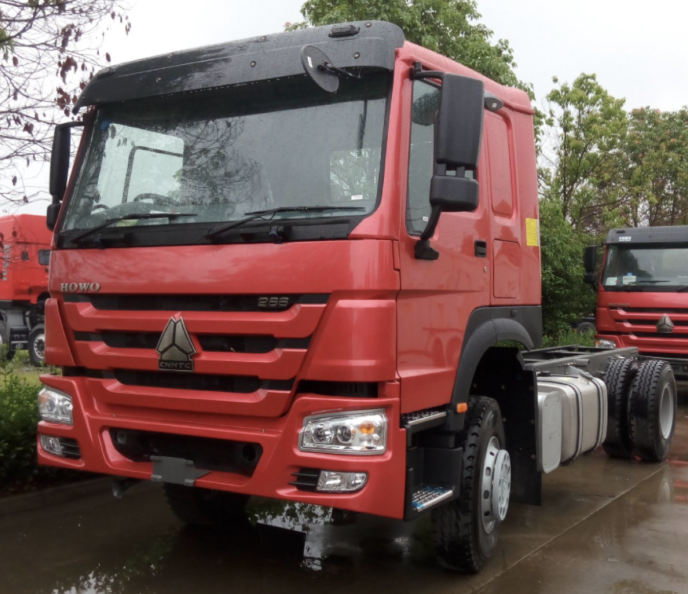 HOWO-7 4×2 Tractor Truck LHD