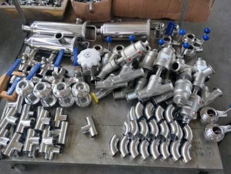 Pipeline valves and other accessories